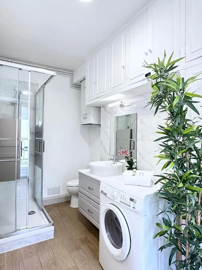 Arc De Triomphe Cosy Retreat * Paris