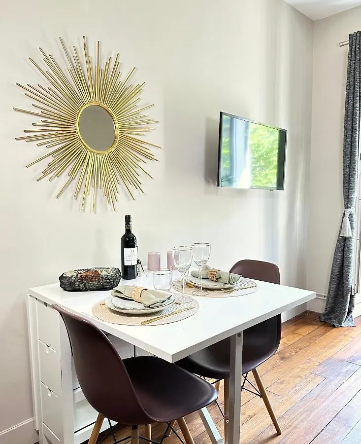 Arc De Triomphe Cosy Retreat Apartamento