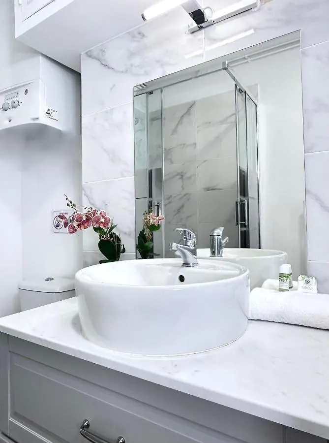 Arc De Triomphe Cosy Retreat Apartment